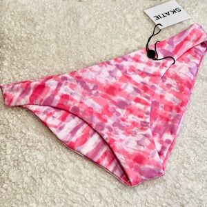 Skatie Cheryl bottom in Moorea 🩷